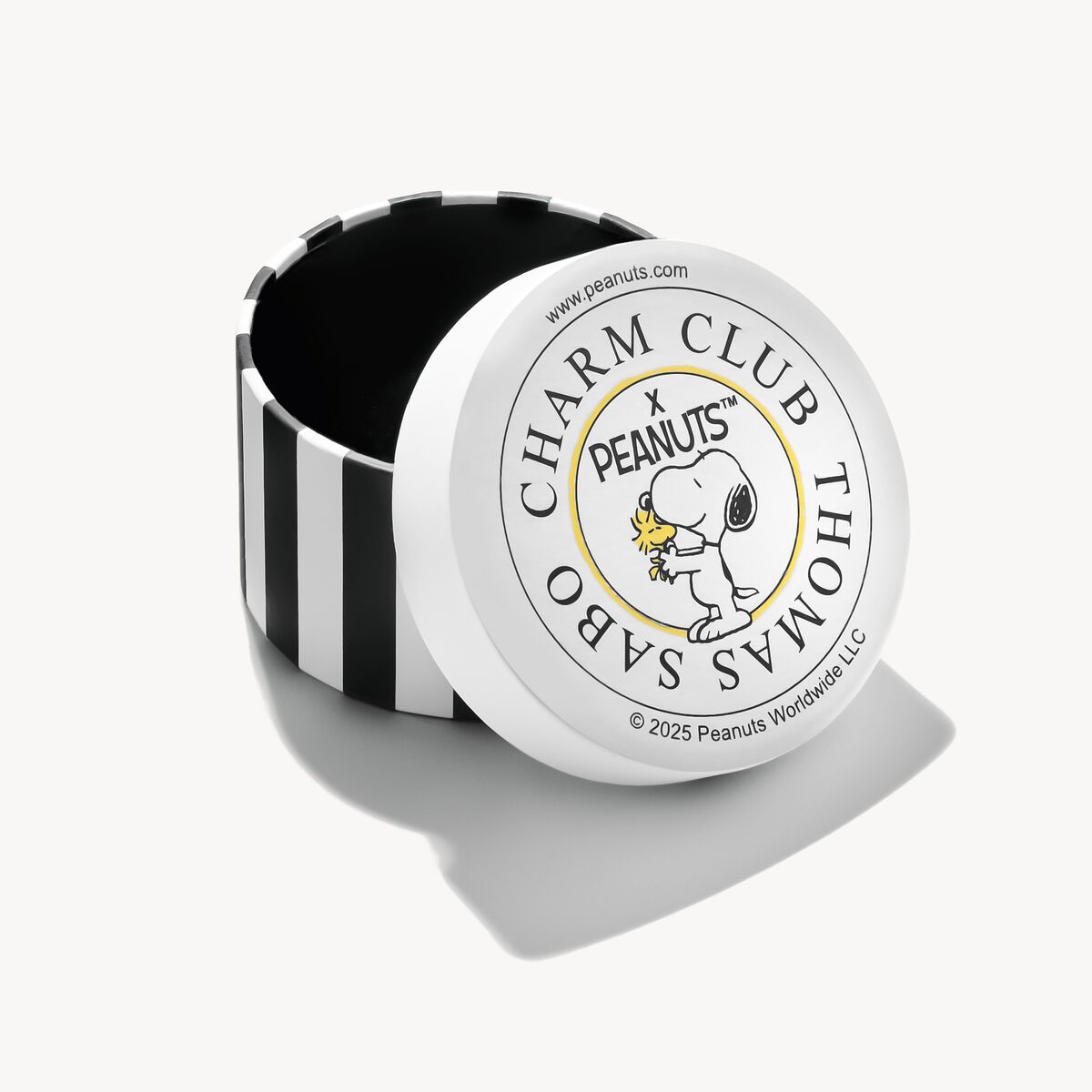 THOMAS SABO Snoopy & Heart on a Snowball Pendant PEANUTS