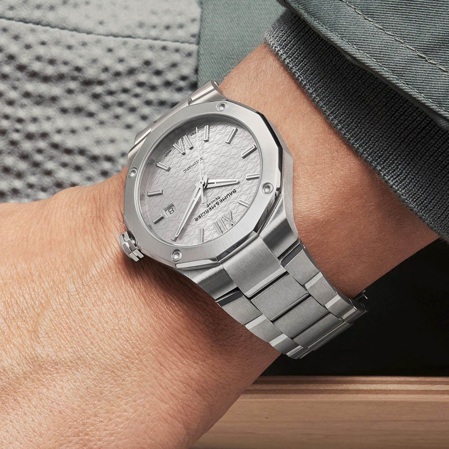 Baume & Mercier Riviera Automatic, Date Display Men's Watch 42mm