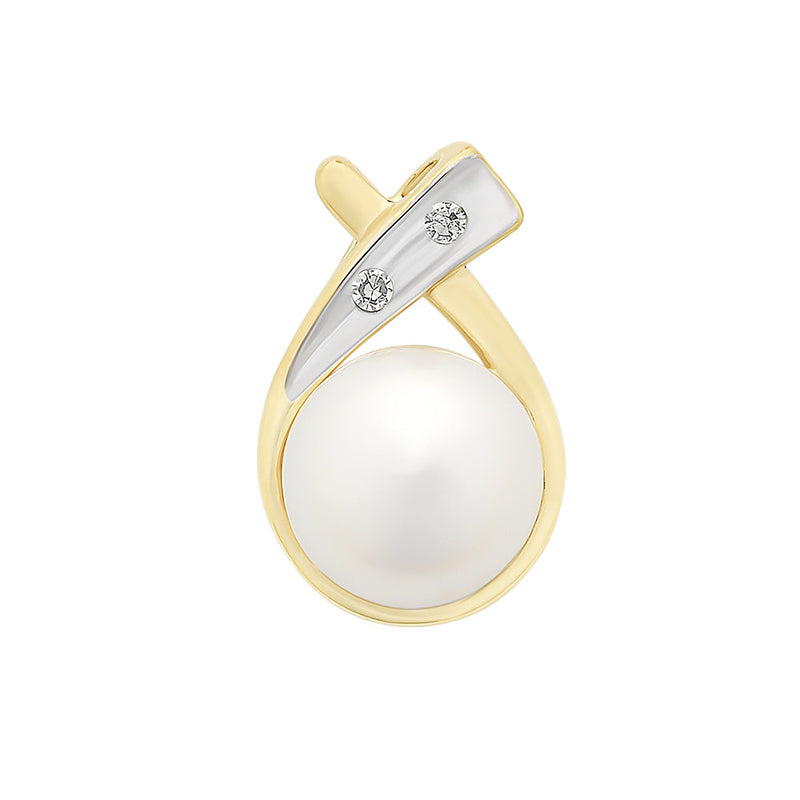 9ct Gold Freshwater Pearl & Diamond Pendant