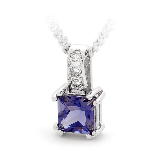 9ct White Gold Blue Topaz Pendant