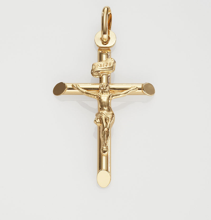 9ct gold crucifix pendant