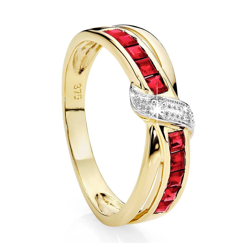 9ct gold ruby & diamond ring