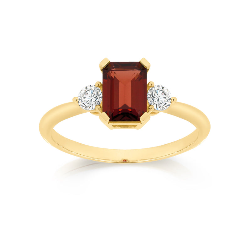 9ct emerald cut garnet & cubic zirconia ring